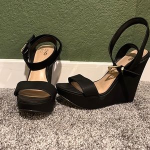 Mix No. 6 Black wedge heels